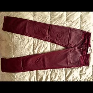 Hollister brand. Skinny jeans. Size 28.